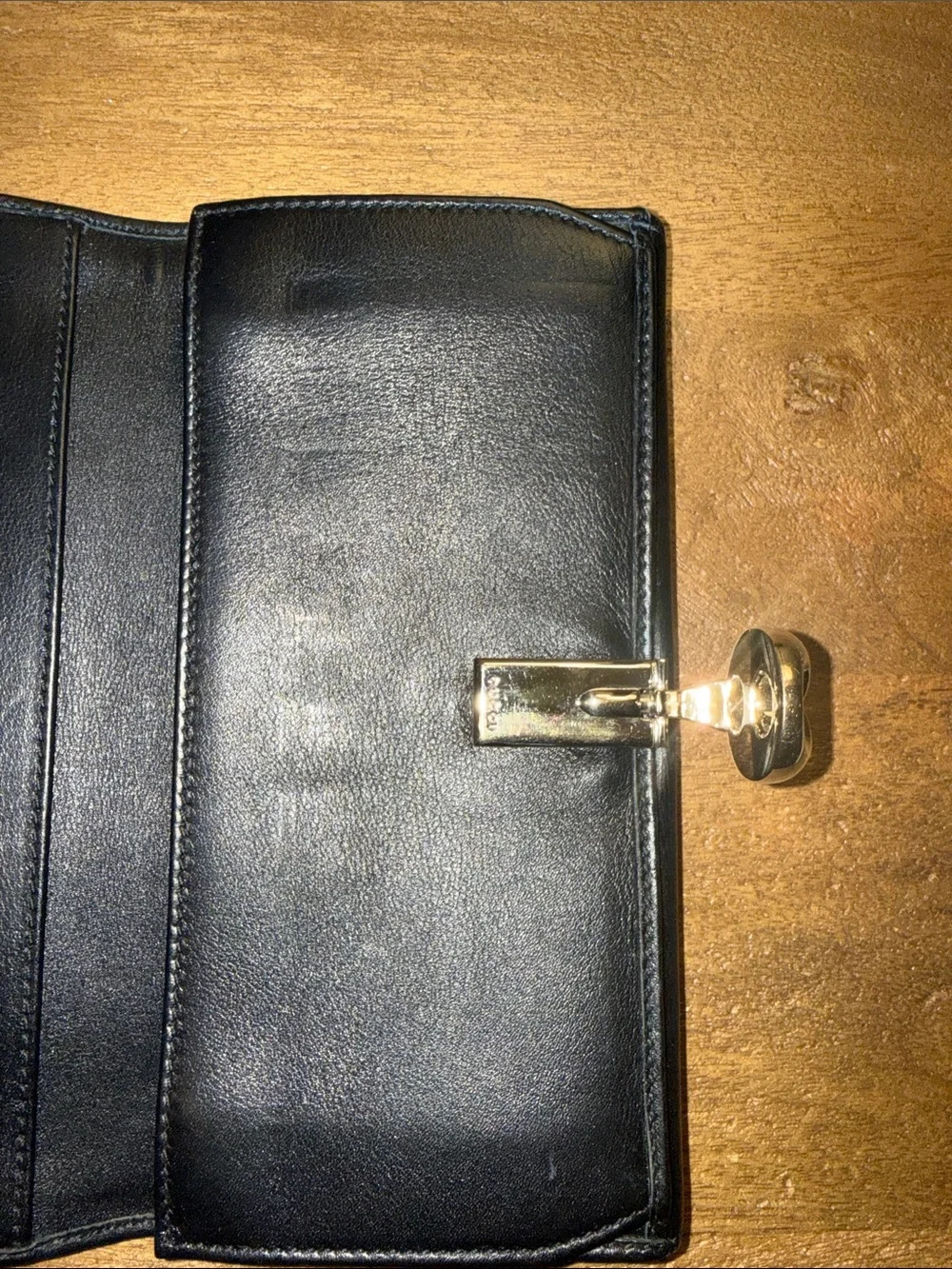 Gucci Vintage Wallet - Picture 7 of 16
